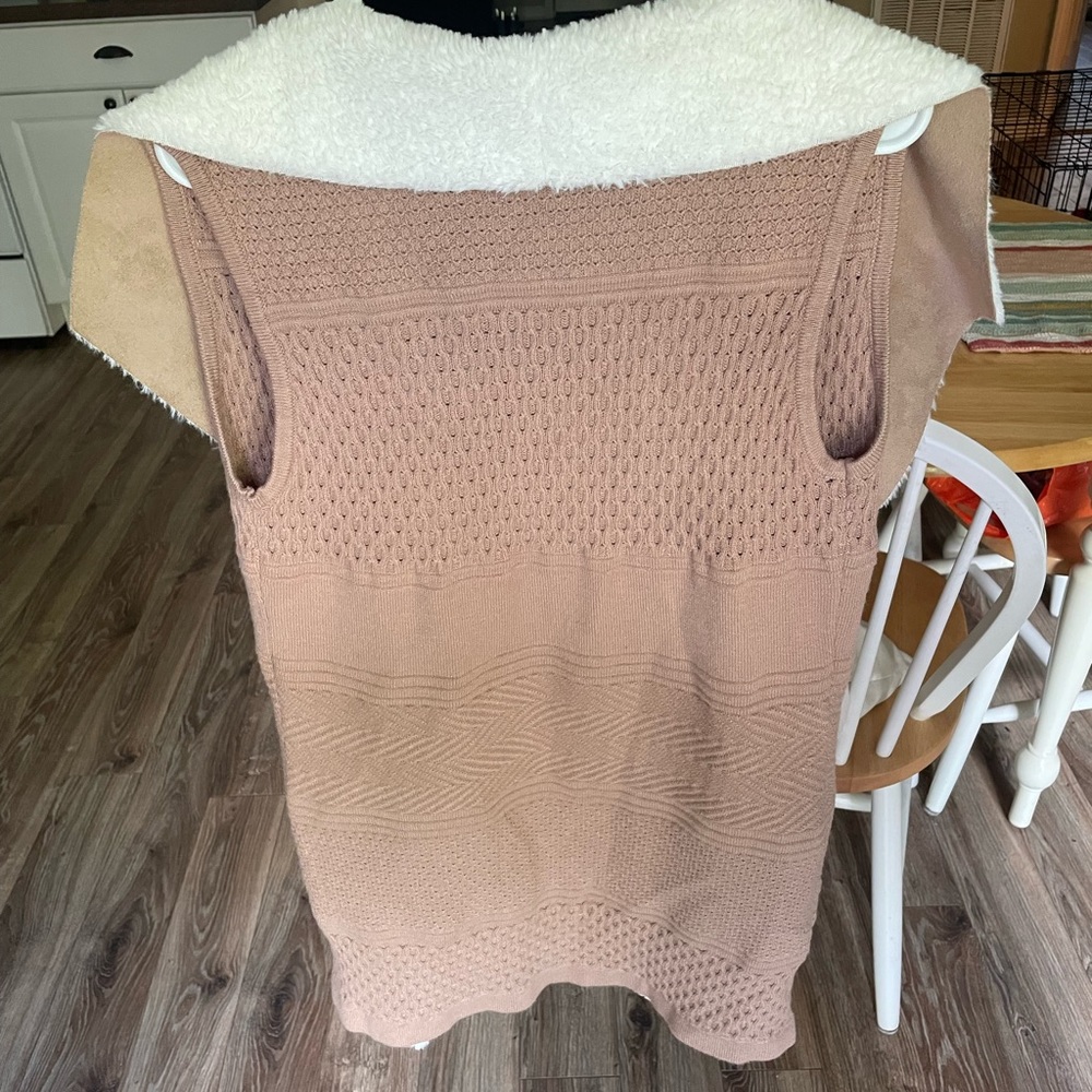 Est. 1948 brand, size small, light brown fall or winter vest